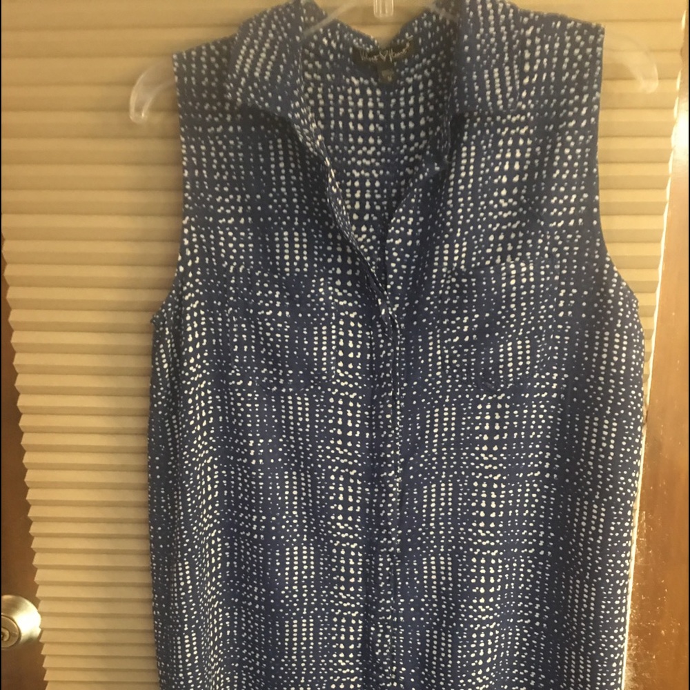 PRETTY SUMMER BLUE TOP